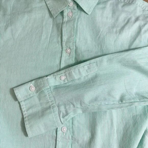 EVERLANE The Silky Cotton Oversized Shirt 4 Striped Mint Green Button Up Top B58 - Picture 6 of 6